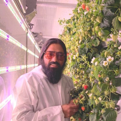 Dr Kashif Riaz